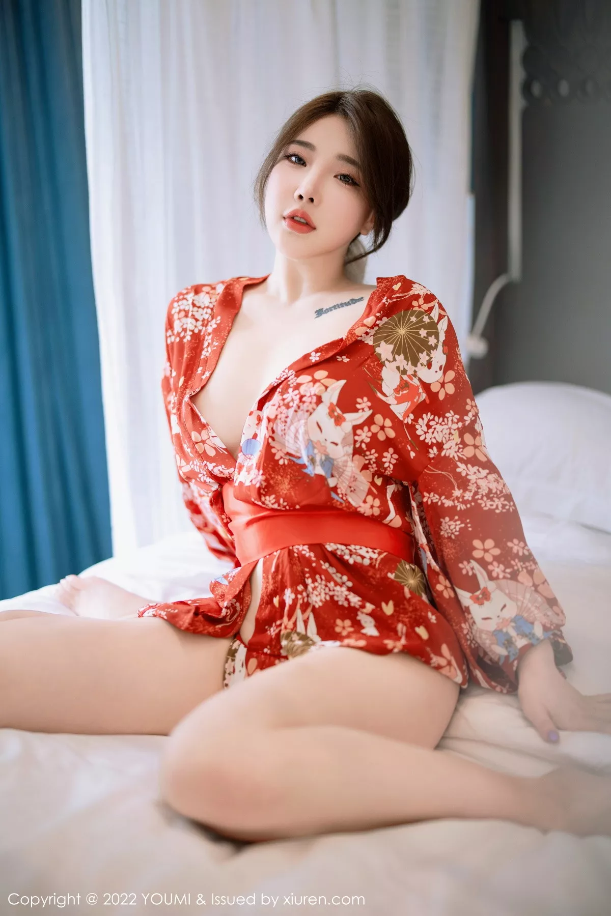 小海臀写真